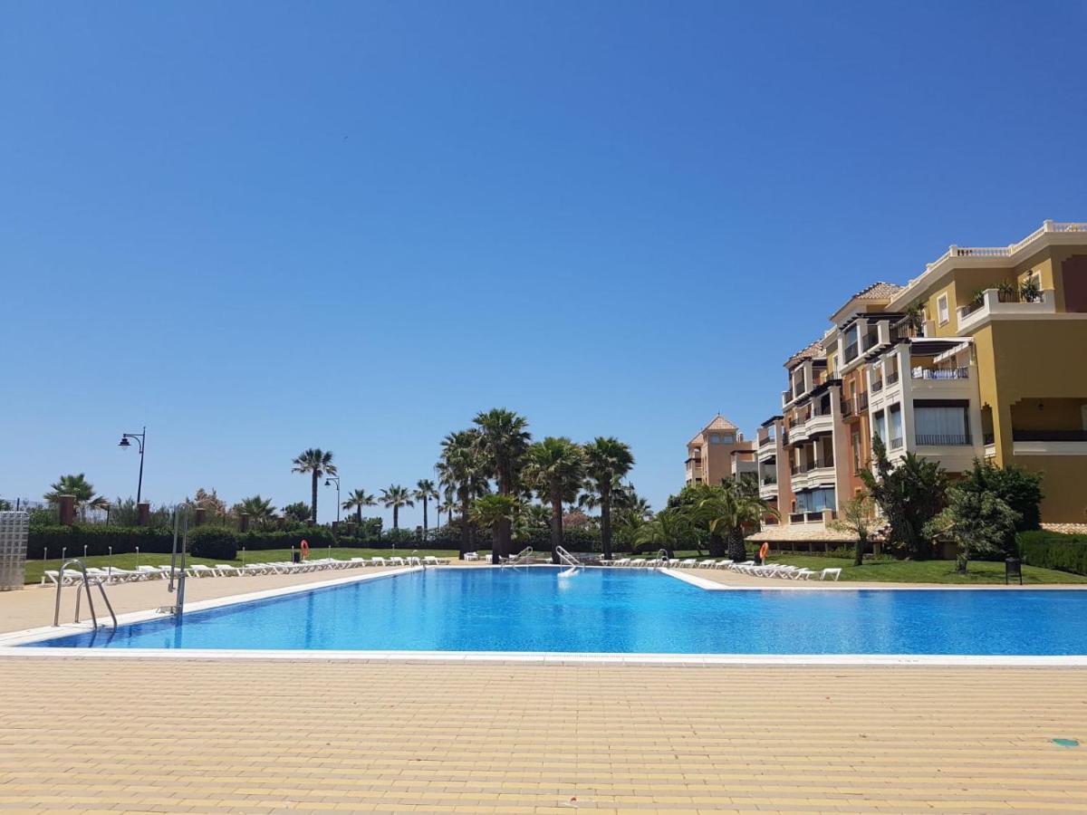 Bonito Apartamento En Primera Linea De Playa Isla Canela Luaran gambar